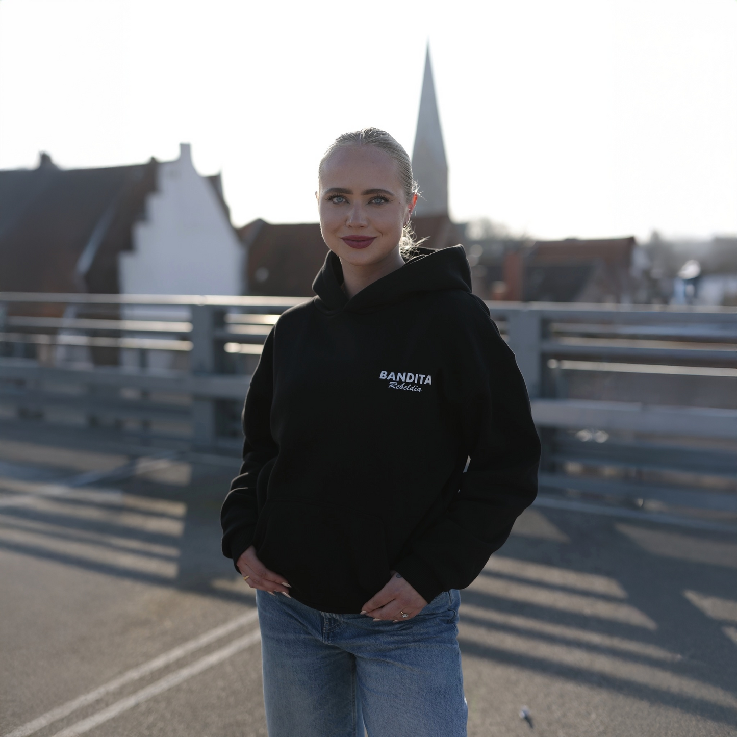 Bandita Rebeldía Oversized Hoodie